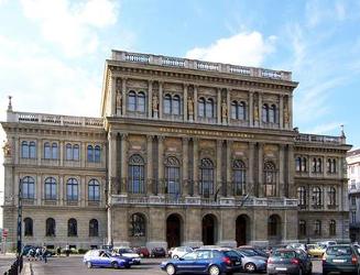 Budapest_Hungarian_Academy_of_Sciences.111353.jpg
