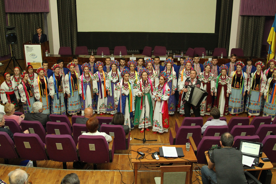 Picture_1_small.jpg Picture_1_small.jpg