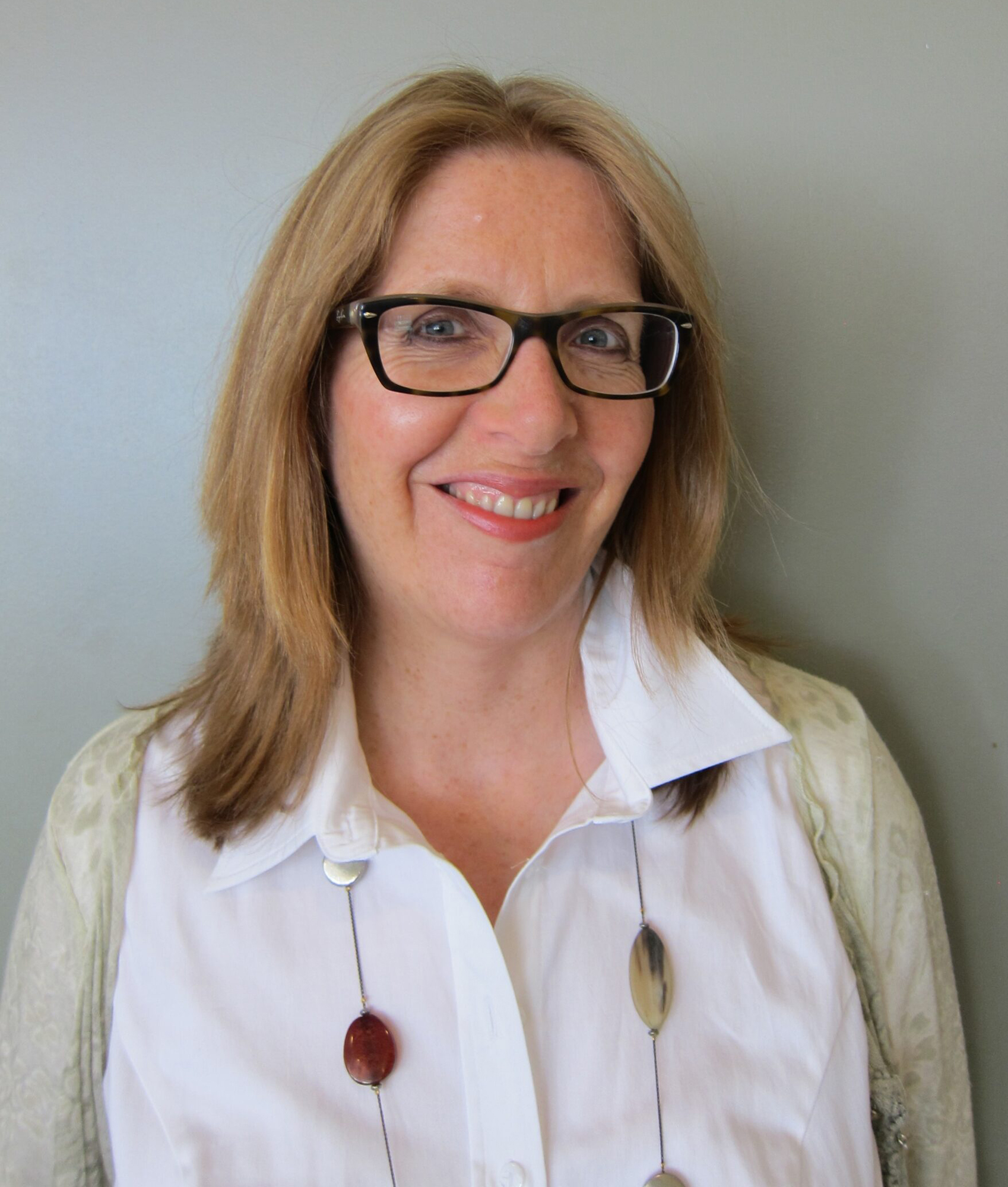 Louise Edwards Louise Edwards