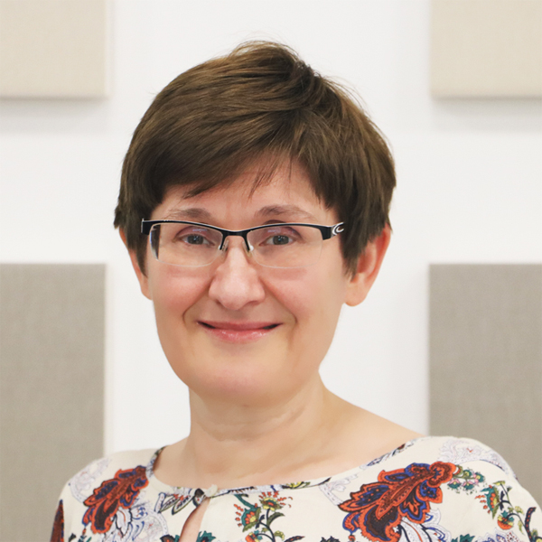 Mária Deli