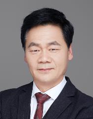 Zheng-Xiao Guo