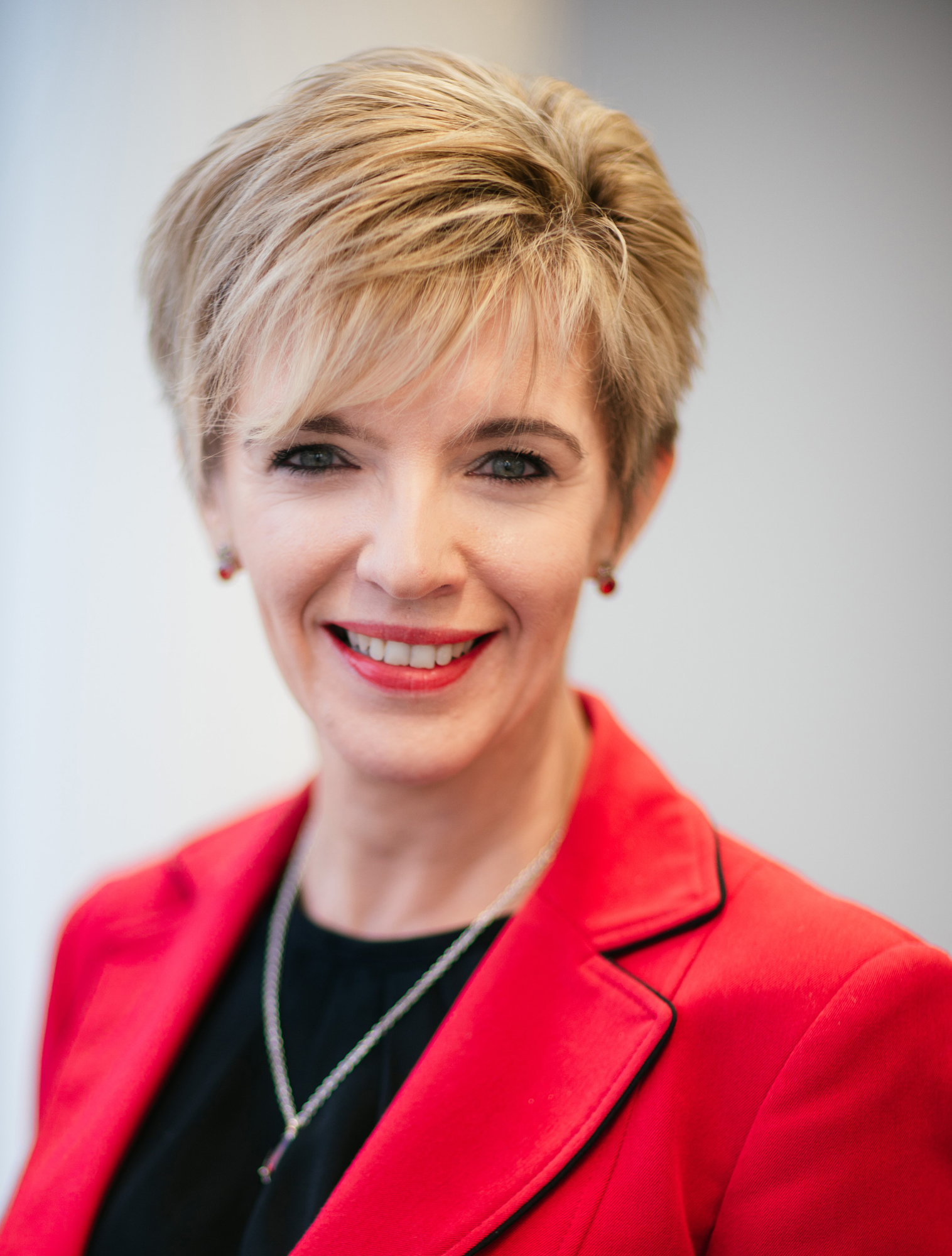 Zsuzsanna Helyes Zsuzsanna Helyes