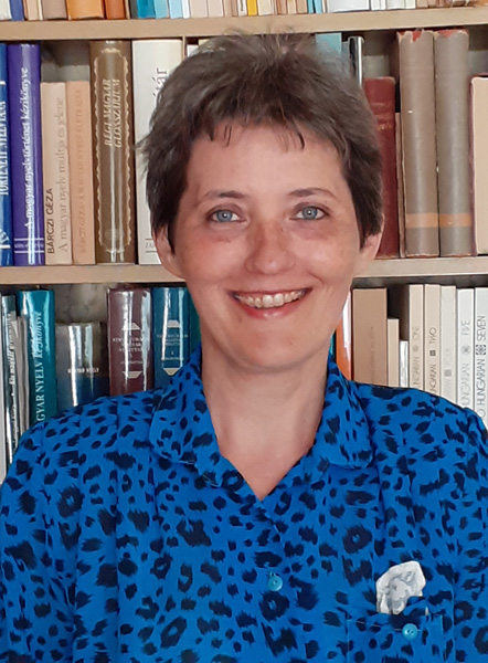 Enikő Németh T. Enikő Németh T.