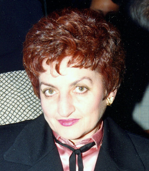 Angela Ralli