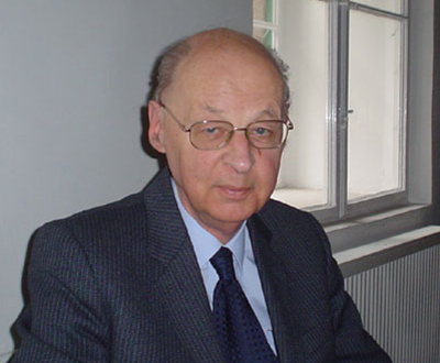 Zsigmond Ritoók. Zsigmond Ritoók.