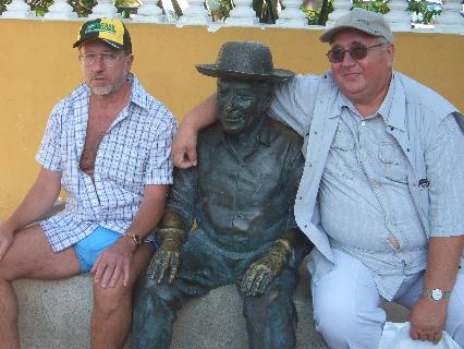 Yuri Penionzhkevich (JIRR, Dubna) with two other resting men in Arrail do Cabo near Rio de Janeiro, NNC-2006